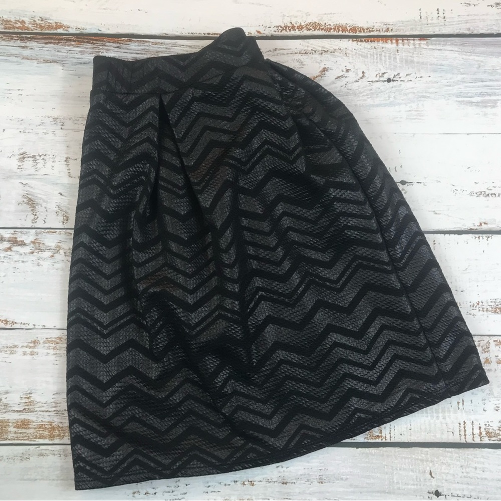 Joe B Skater Skirt in Two Tone Black - EUC